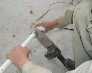 潜江漏水维修电话